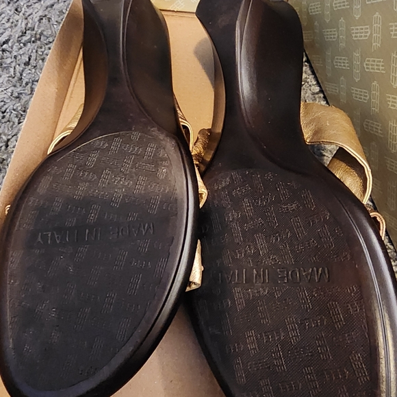 Gold italian shoemaker wedges - Picture 5 of 5